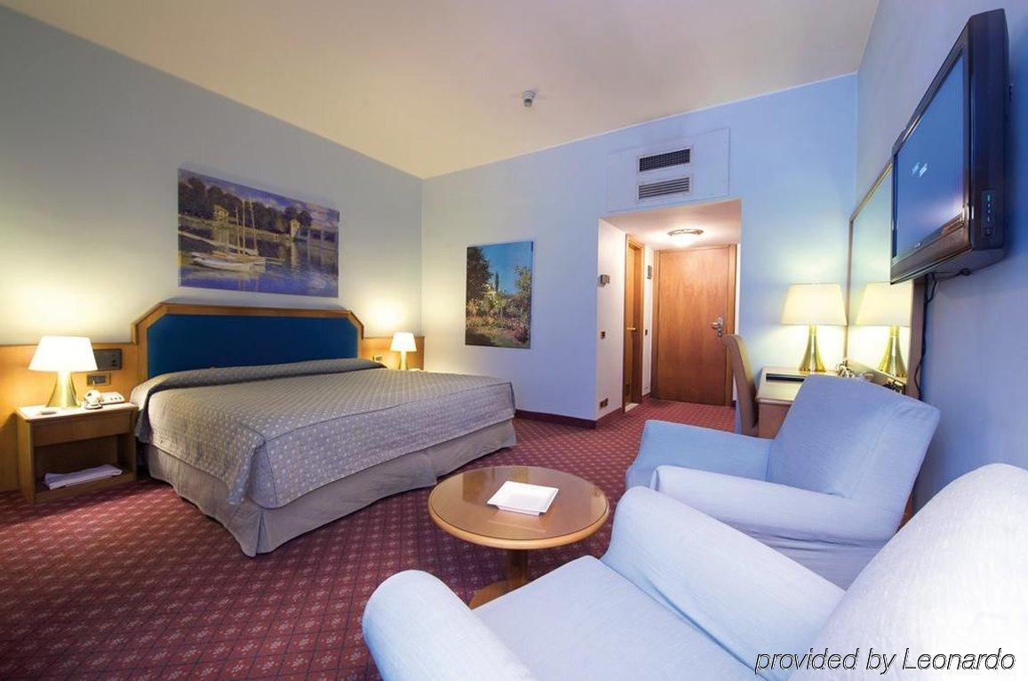 Hotel Ih Milano Eur - 4*