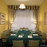 Ih Hotels Milano Eur - Trezzano Sul Naviglio 